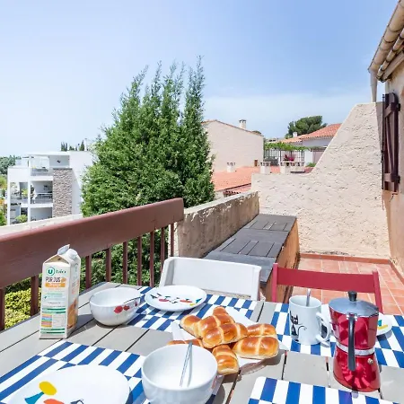 Les Cypres By Interhome